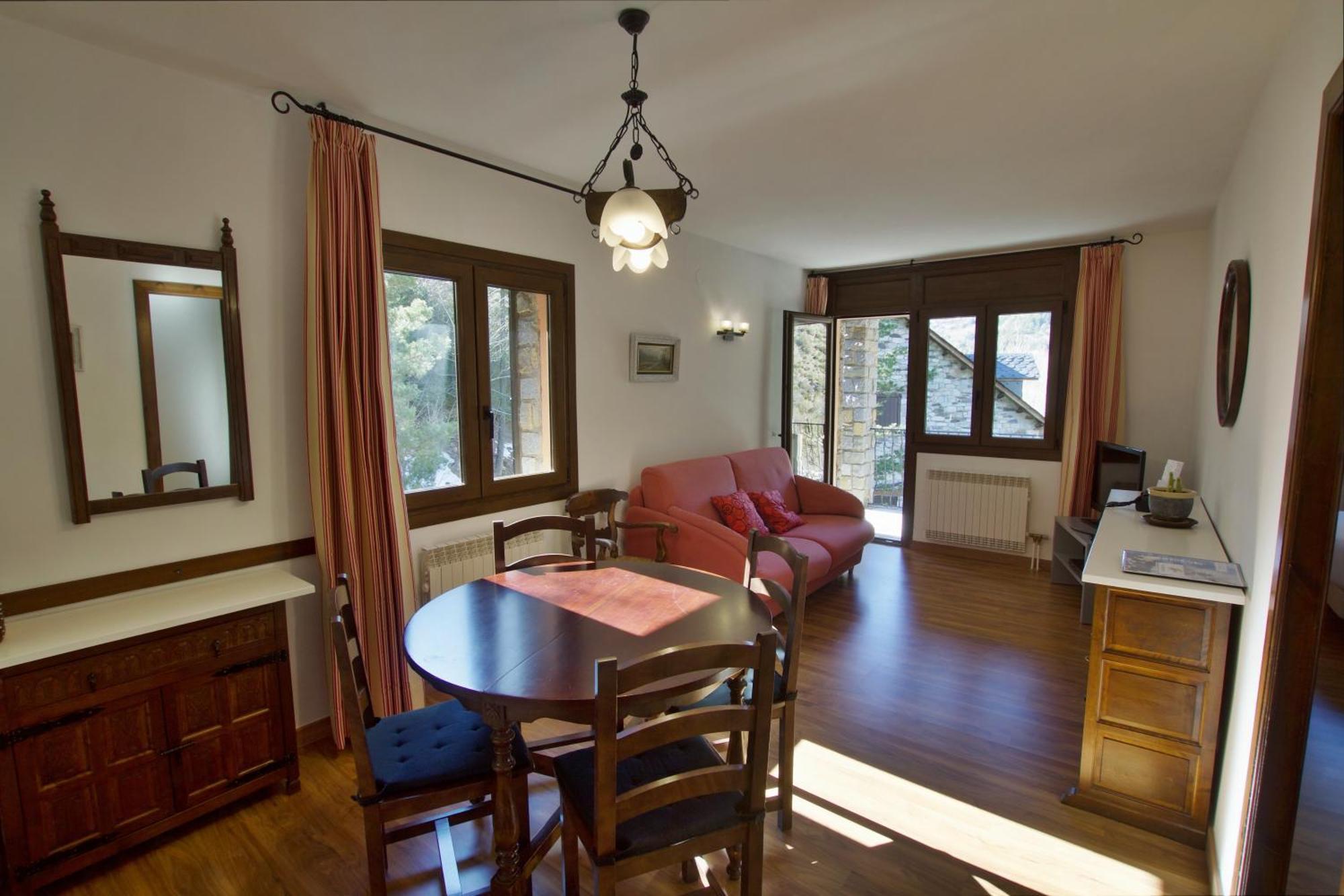 Apartaments la Peguera Bohí Extérieur photo