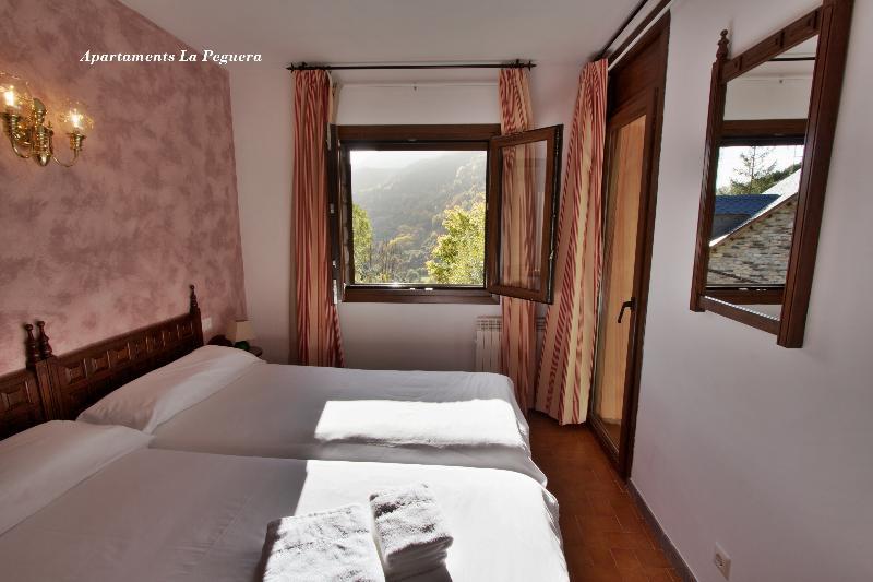 Apartaments la Peguera Bohí Extérieur photo